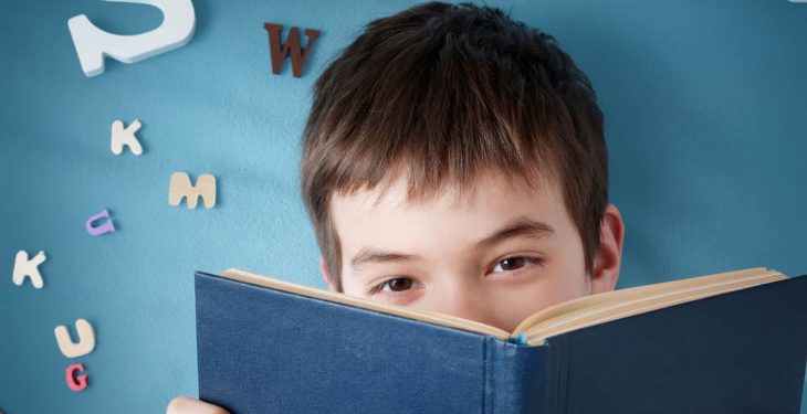 ¿Es normal que un niño de 7 años no sepa leer?