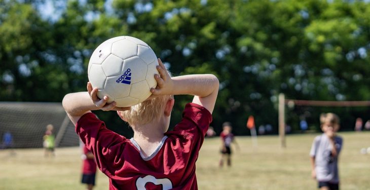11 ejercicios útiles de fútbol para niños de 7 años